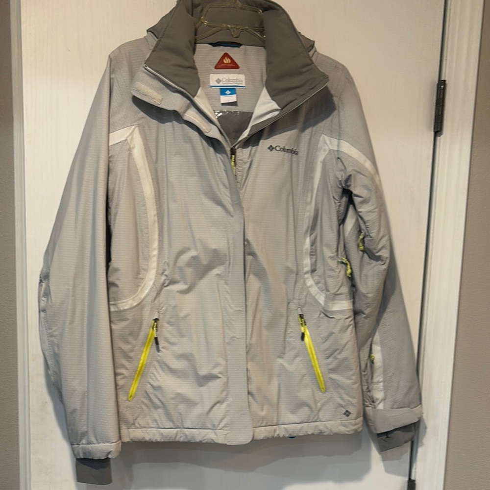 Columbia Light Gray Jacket with Bright Yellow Zippers large